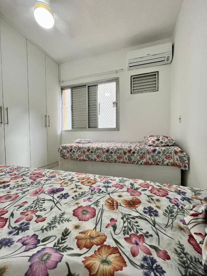 Apartamento Pitangueiras Appartement Guarujá Buitenkant foto